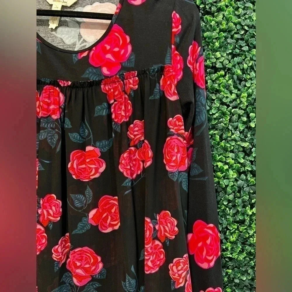 Matilda Jane Winter Blooms Tunic with Roses - size Small - Picture 3 of 7